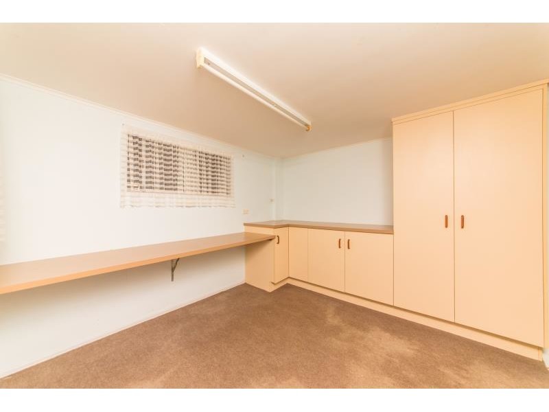 393 Philp Avenue, Frenchville QLD 4701